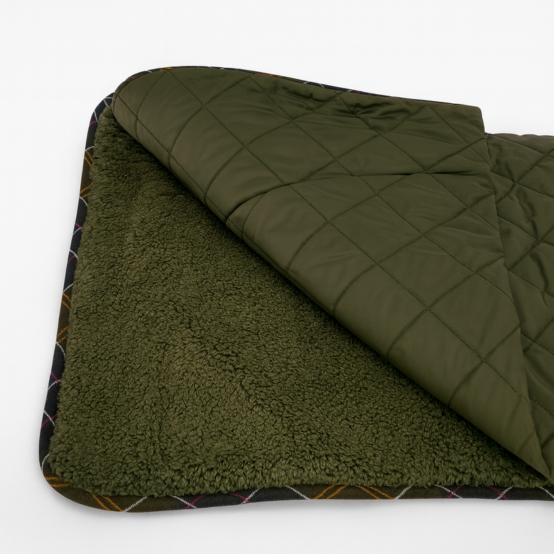 Barbour Quilt and Fleece Dog Blanket