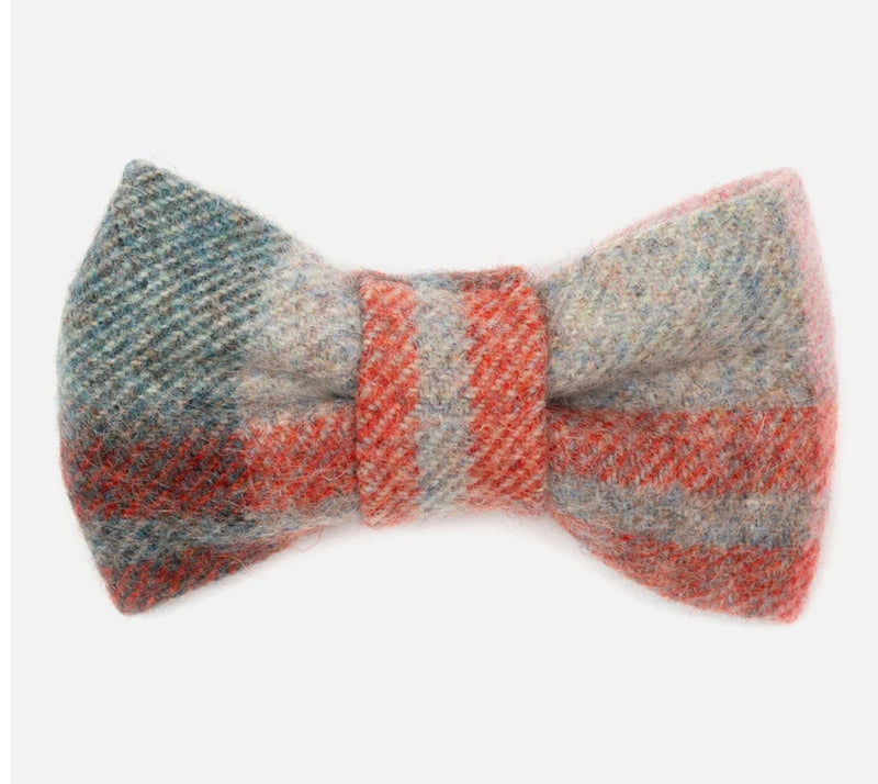 Macaroon Check Tweed Dog Bow Tie

- Mutts & Hounds